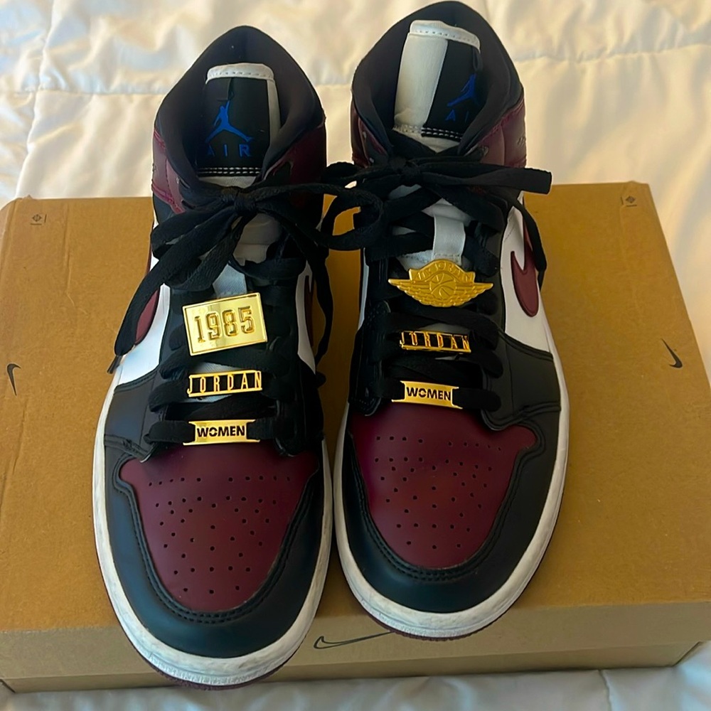Nike Air Jordan 1 Mid